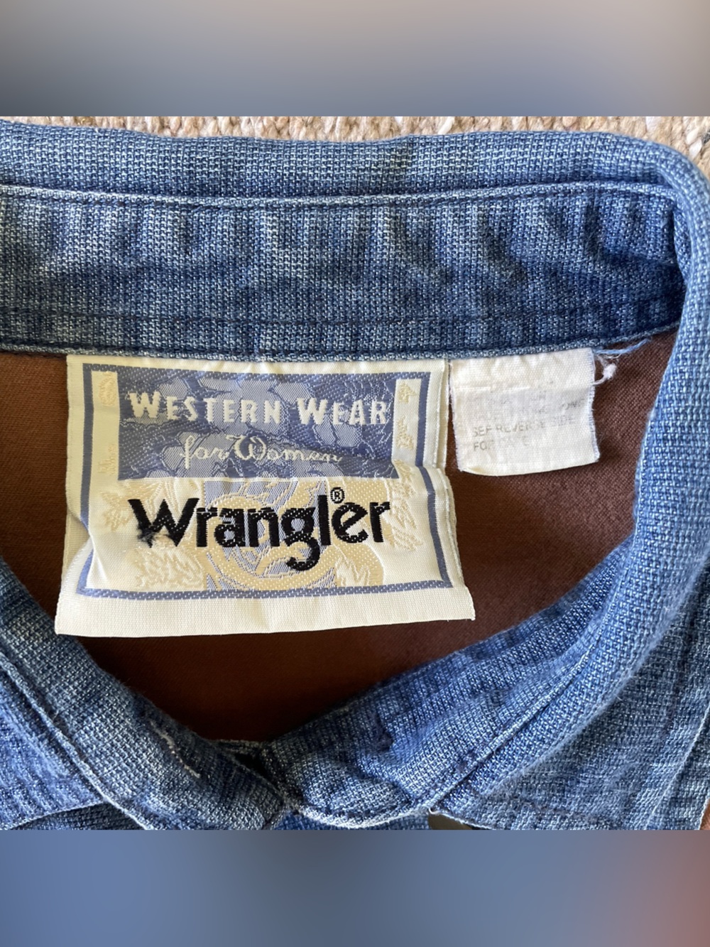 Vintage Wrangler Made in USA Westernwear for Women Brown & Denim shirt size L - Picture 4 of 11